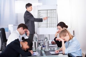 האם מורגשת עייפות מנטאלית בקרב המנהלים או אנשי הצוות?